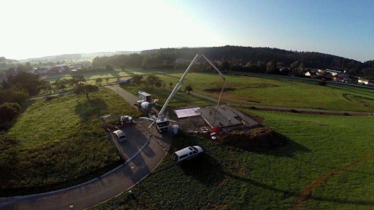 Wärmedämmung mit Thermobodenplatte: Einbau eines Warmgrundfundaments