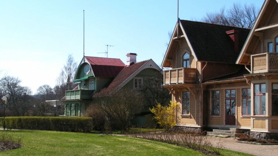 Hjo Villen aus Holz im Stadtpark